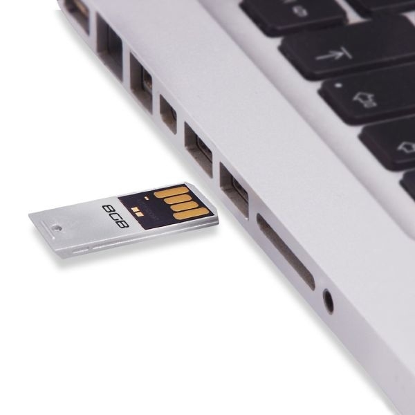 Veho Iphone 4s Deksel med Minnepenn - Svart - Bilde 2